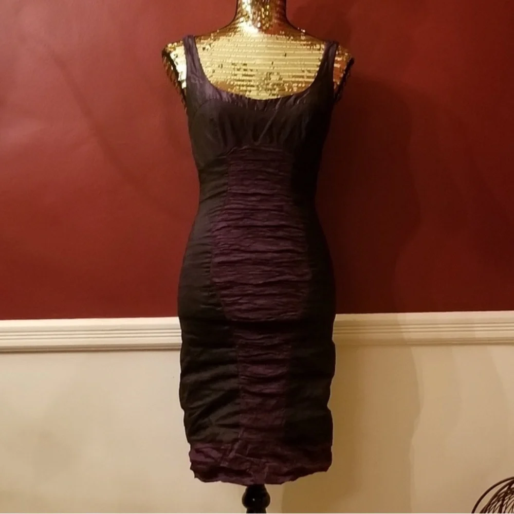 Nicole Miller Ruched Metallic Purple/Black Back Zip Dress, with Some stretch - Picture 1 of 6